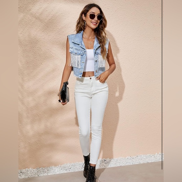 Fringe Denim Sleeveless Button Down Frayed Distressed Tassel Crop Jean Vest - Picture 6 of 7
